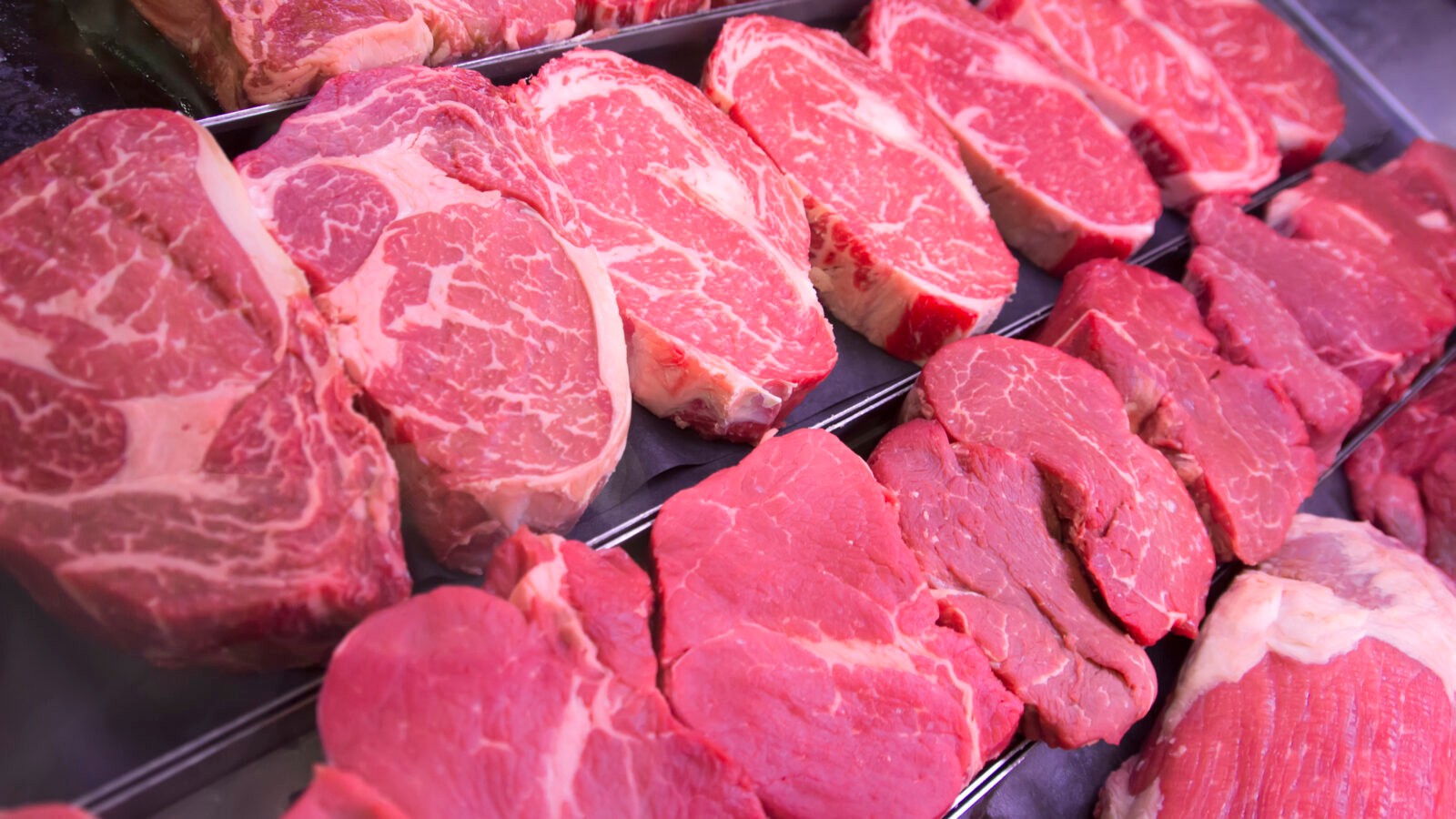 Czy mięso nas zabije? Ludzkość musi zdecydować: czy i co jeść