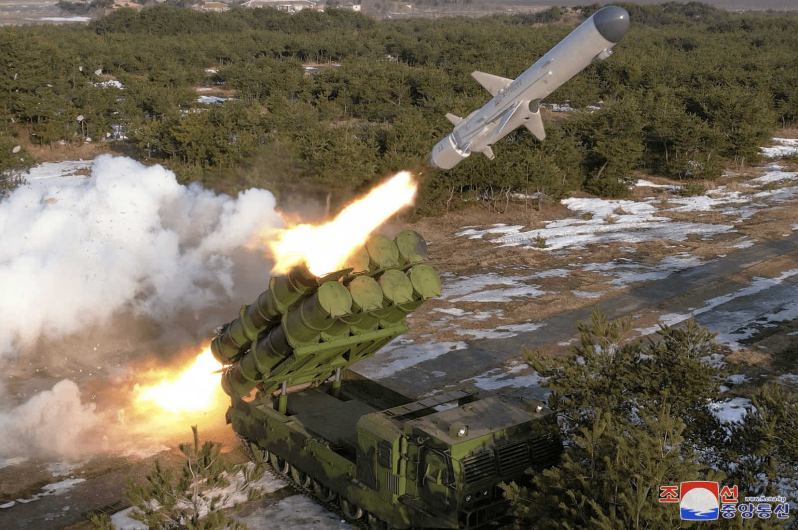 Korea Północna wystrzeliła rakiety Padasuri-6 /Fot. KCNA
