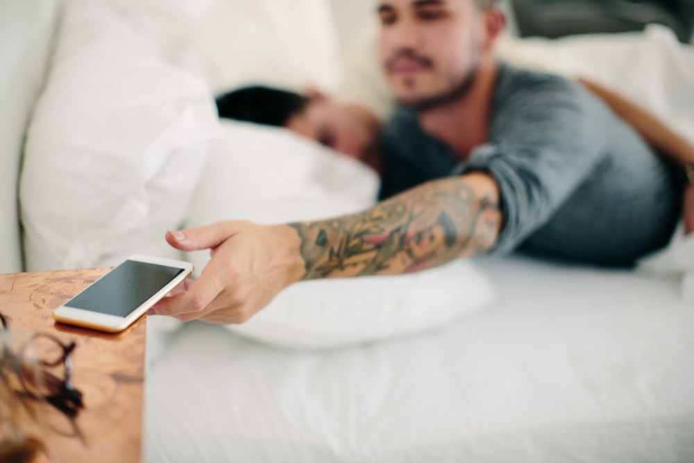 “Łatwiej odstawić cukier niż Facebooka”. Zespół uzależnienia od internetu