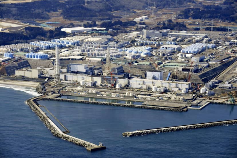 skazona-woda-z-fukushimy-trafi-do-morza