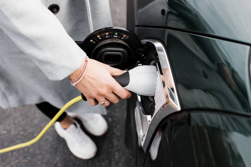 samochod-elektryczny-czy-w-polsce-oplaca-sie-miec-elektryczne-auto-fot-getty-images