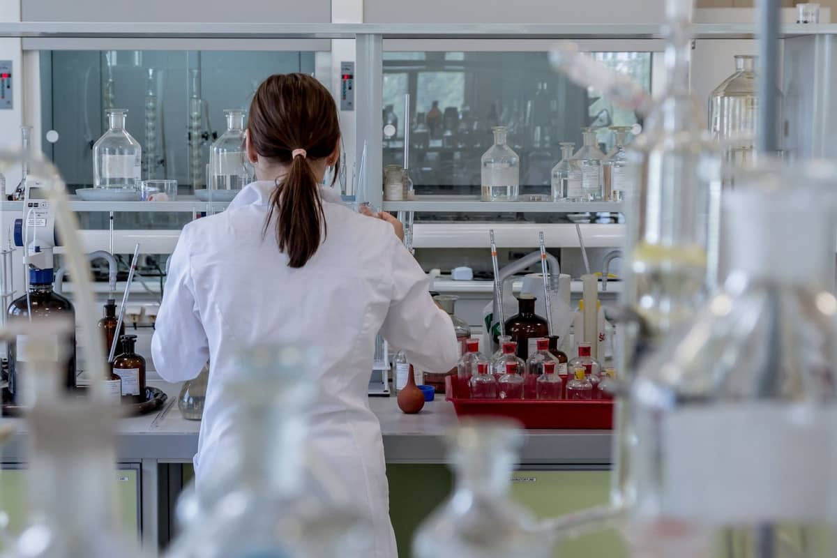 „Odkrycia amerykańskich naukowców” do lamusa? Teraz badacze z innego kraju są najczęściej cytowani