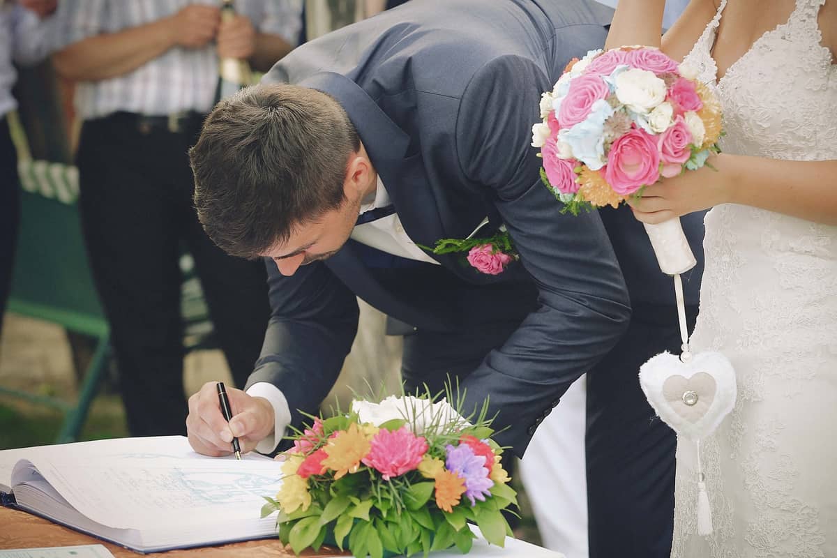 Uczucie wygasa, ale może powrócić. Oto, co mówi w tej sprawie nauka 
