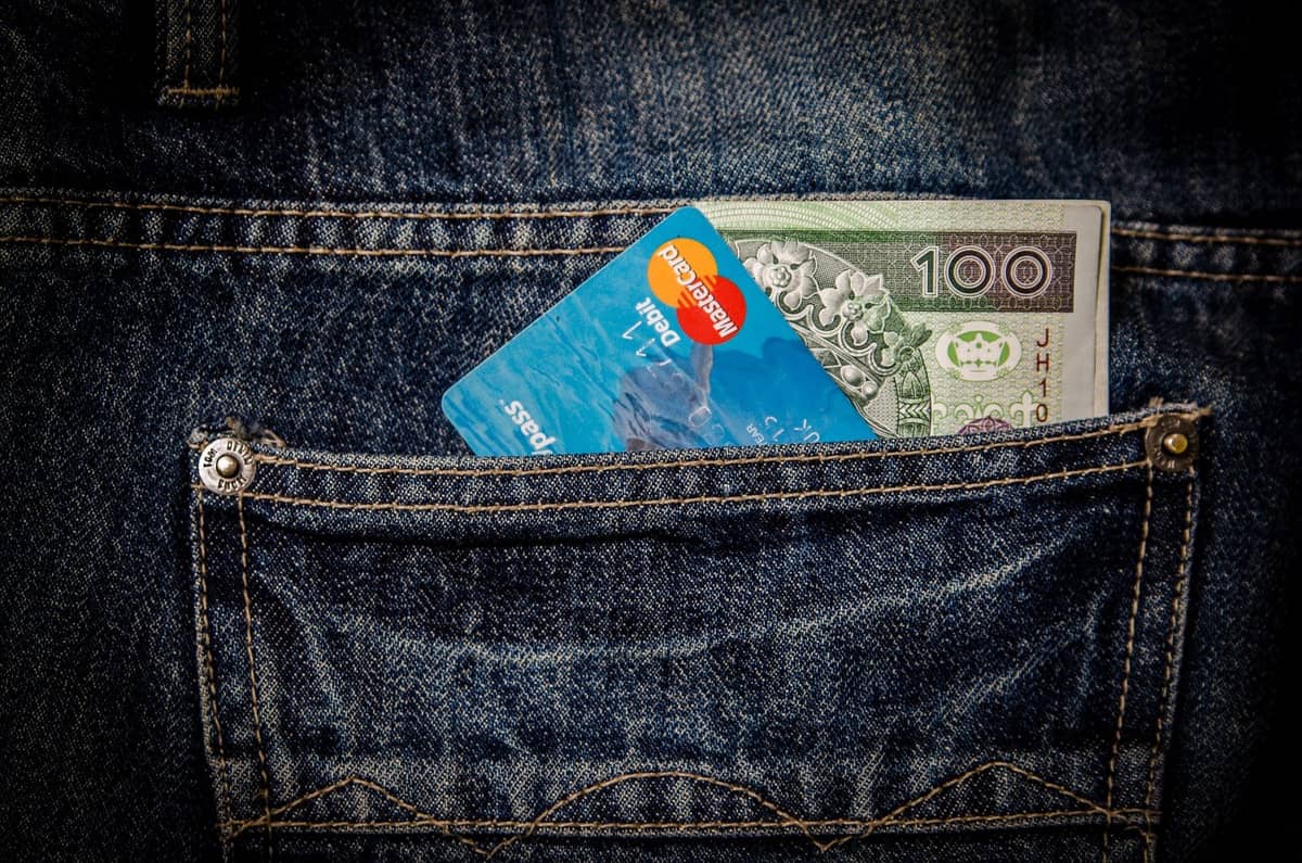 UOKiK ostrzega konsumentów. Od utraty pieniędzy dzieli nas raptem kilka prostych kroków