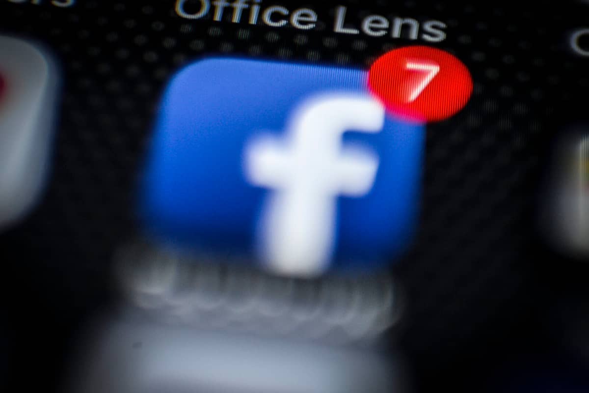 Facebook chce wiedzieć, jaki masz stan konta i kredyty. Gigant rozmawia z bankami