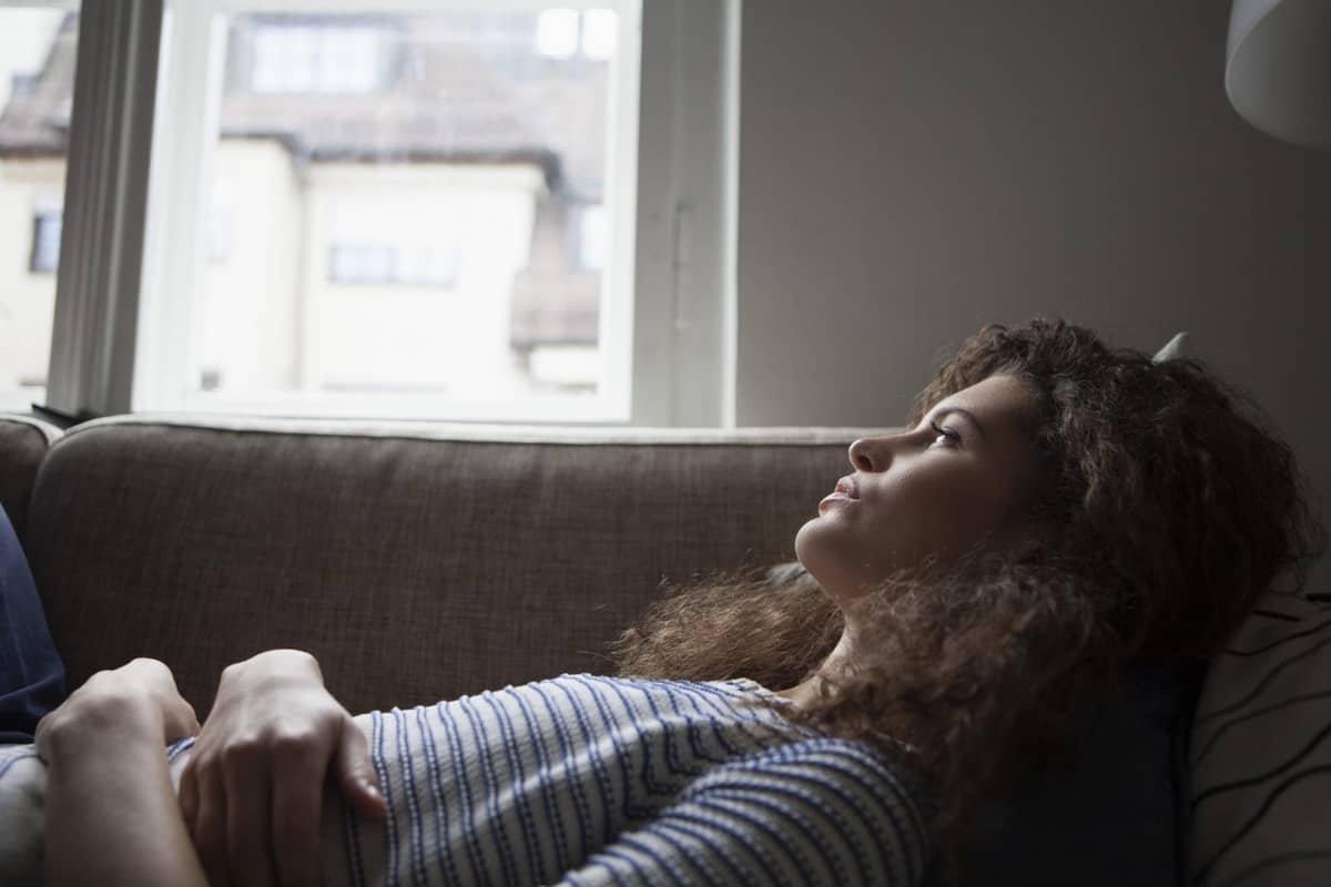 Jedna na 10 kobiet poroni przynajmniej raz w swoim życiu. Globalne badanie na łamach “Lancet”