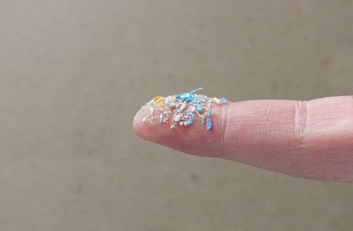Mikroplastik &#8211; zdjęcie poglądowe
