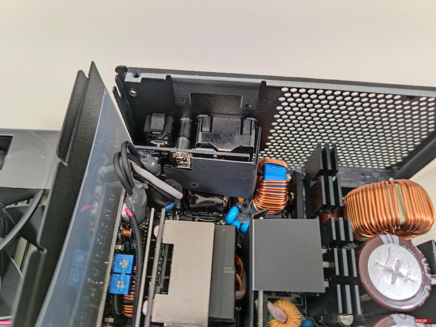 test Hydro PTM X PRO ATX3.0(PCIe5.0) 1000W, recenzja Hydro PTM X PRO ATX3.0(PCIe5.0) 1000W, opinia Hydro PTM X PRO ATX3.0(PCIe5.0) 1000W