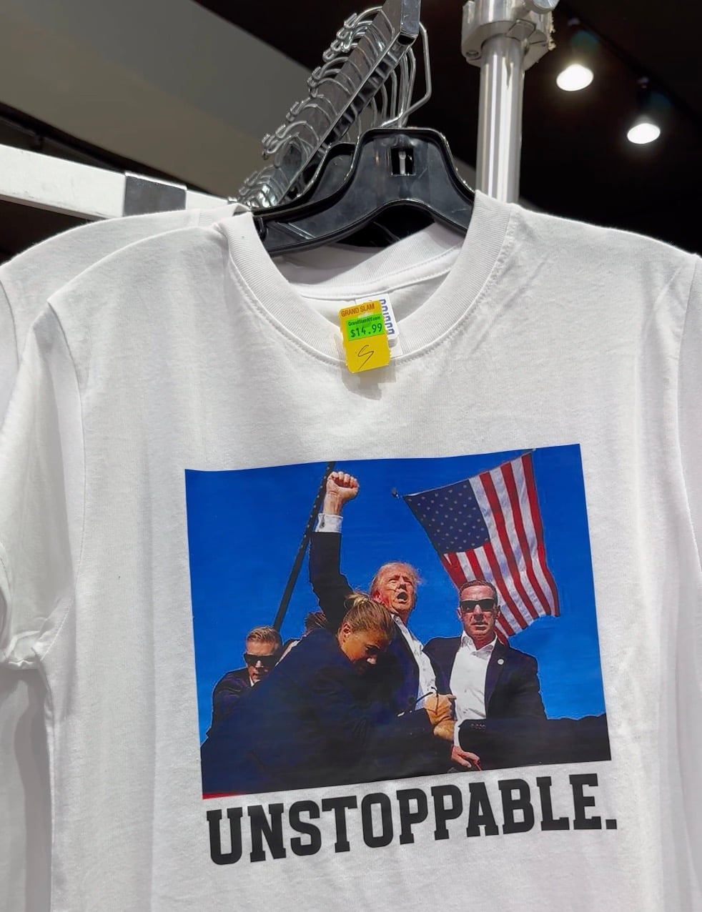 Donald Trump t-shirt fast fashion