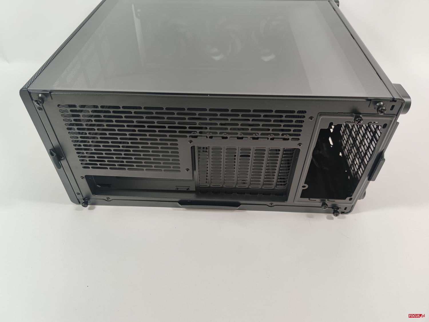 test Fractal Design Epoch Black TG RGB Light Tint, recenzja Fractal Design Epoch Black TG RGB Light Tint, opinia Fractal Design Epoch Black TG RGB Light Tint