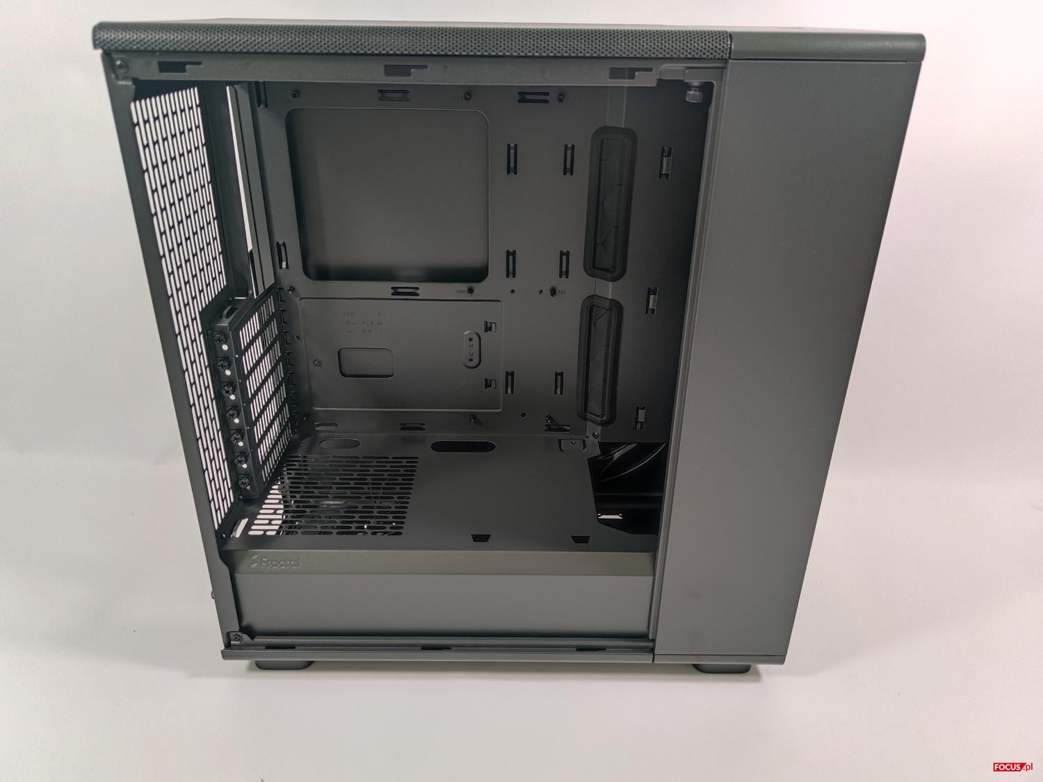 test Fractal Design Epoch Black TG RGB Light Tint, recenzja Fractal Design Epoch Black TG RGB Light Tint, opinia Fractal Design Epoch Black TG RGB Light Tint