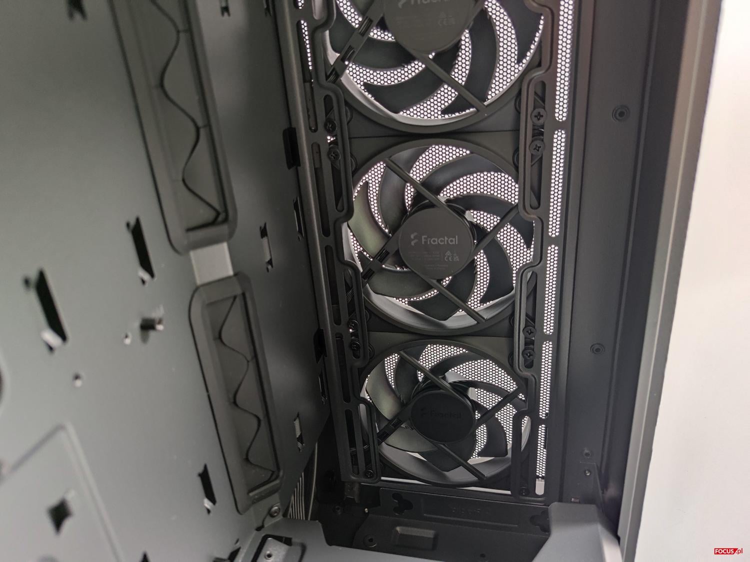 test Fractal Design Epoch Black TG RGB Light Tint, recenzja Fractal Design Epoch Black TG RGB Light Tint, opinia Fractal Design Epoch Black TG RGB Light Tint