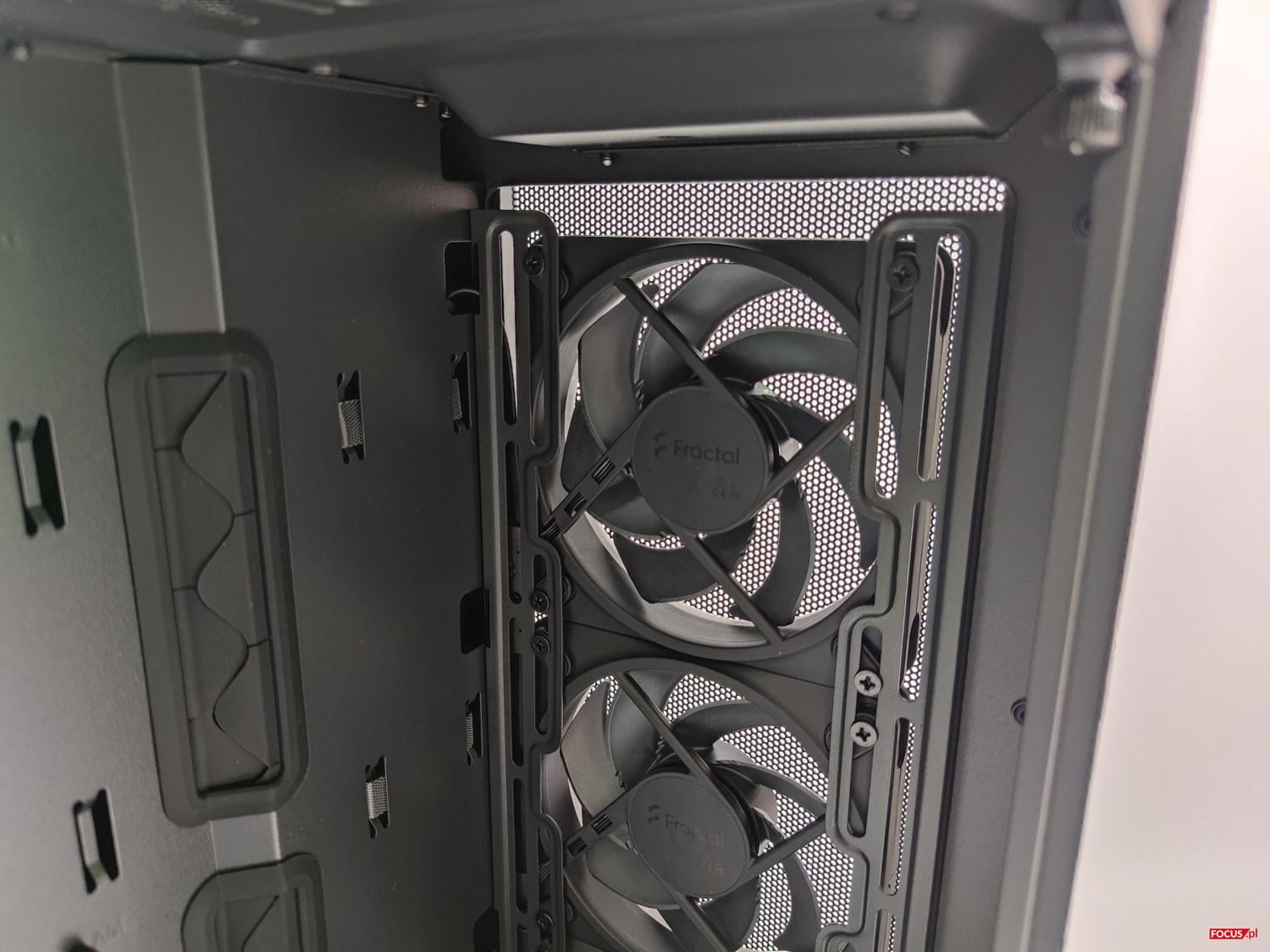 test Fractal Design Epoch Black TG RGB Light Tint, recenzja Fractal Design Epoch Black TG RGB Light Tint, opinia Fractal Design Epoch Black TG RGB Light Tint