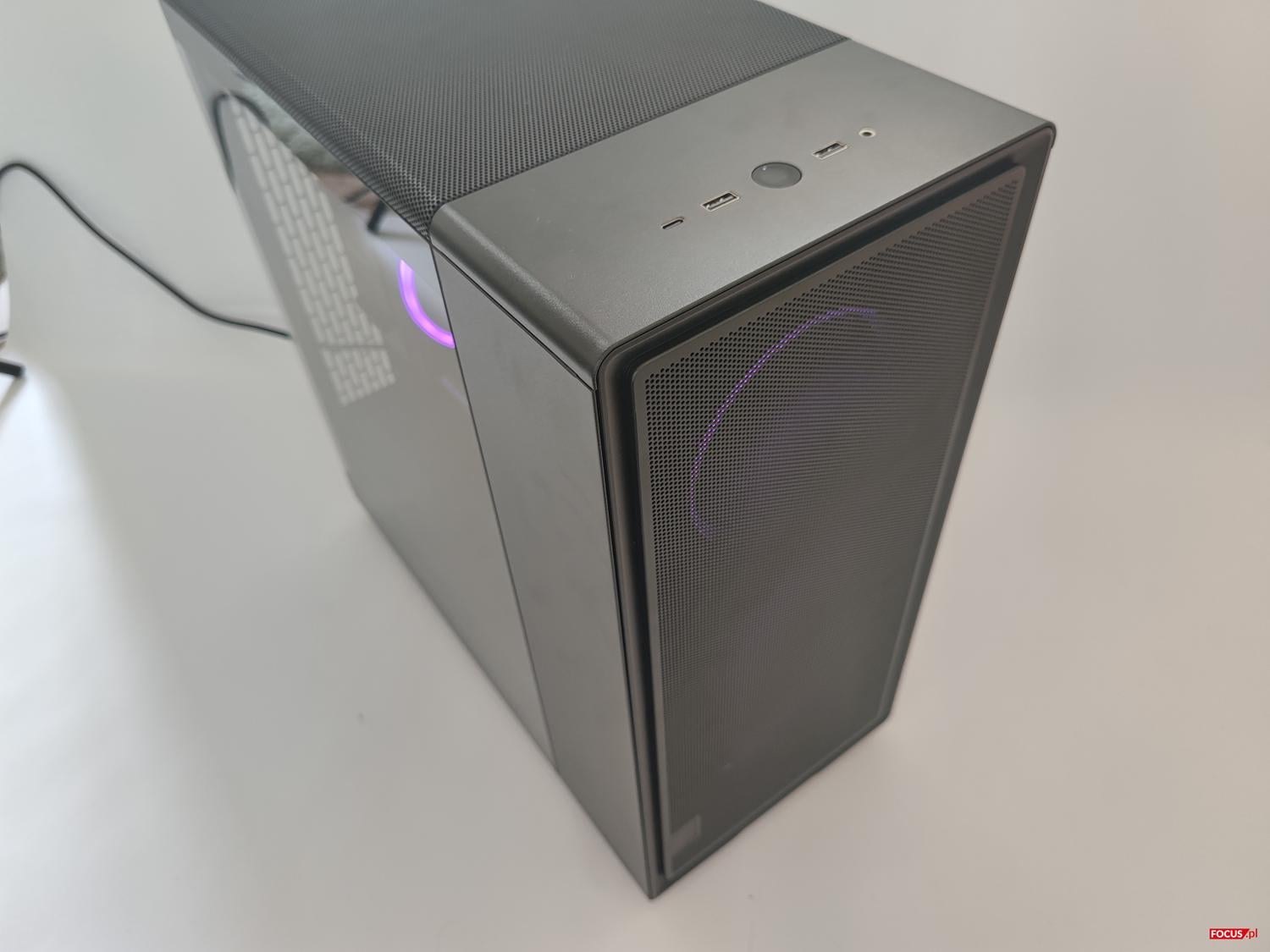 test Fractal Design Epoch Black TG RGB Light Tint, recenzja Fractal Design Epoch Black TG RGB Light Tint, opinia Fractal Design Epoch Black TG RGB Light Tint