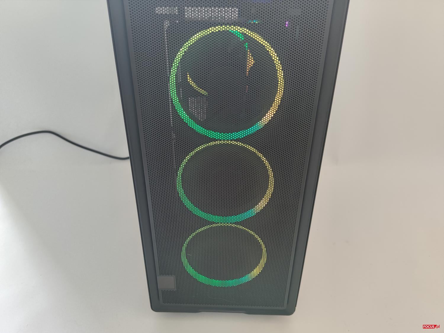 test Fractal Design Epoch Black TG RGB Light Tint, recenzja Fractal Design Epoch Black TG RGB Light Tint, opinia Fractal Design Epoch Black TG RGB Light Tint