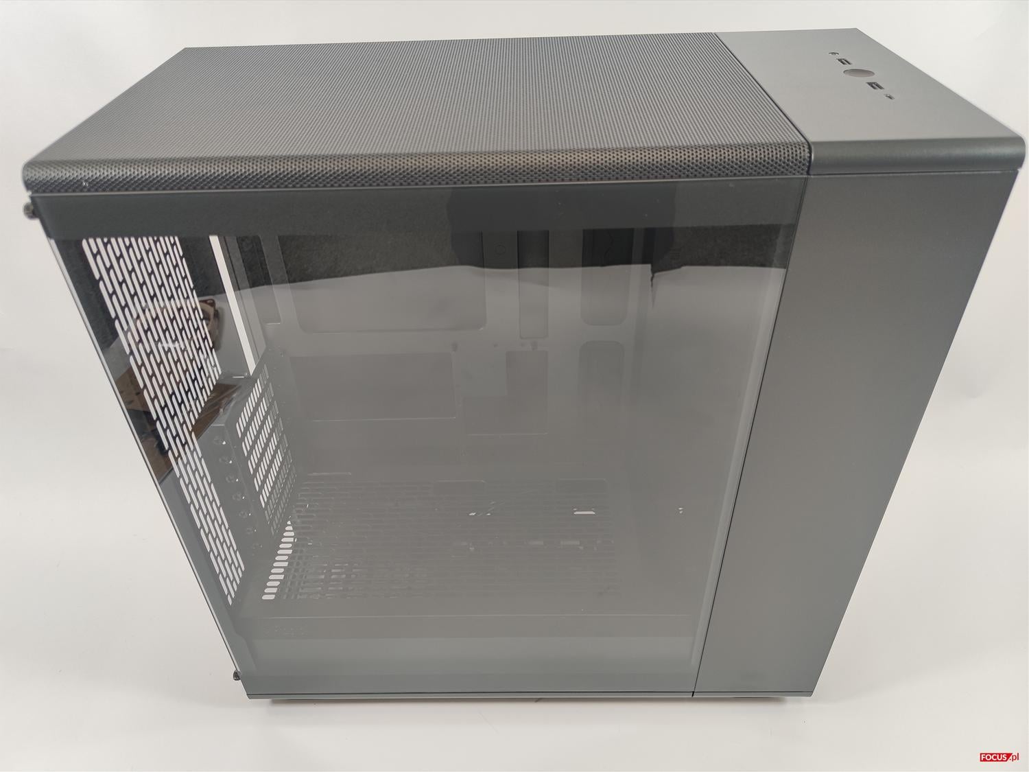 test Fractal Design Epoch XL Black TG RGB Light Tint, recenzja Fractal Design Epoch XL Black TG RGB Light Tint, opinia Fractal Design Epoch XL Black TG RGB Light Tint