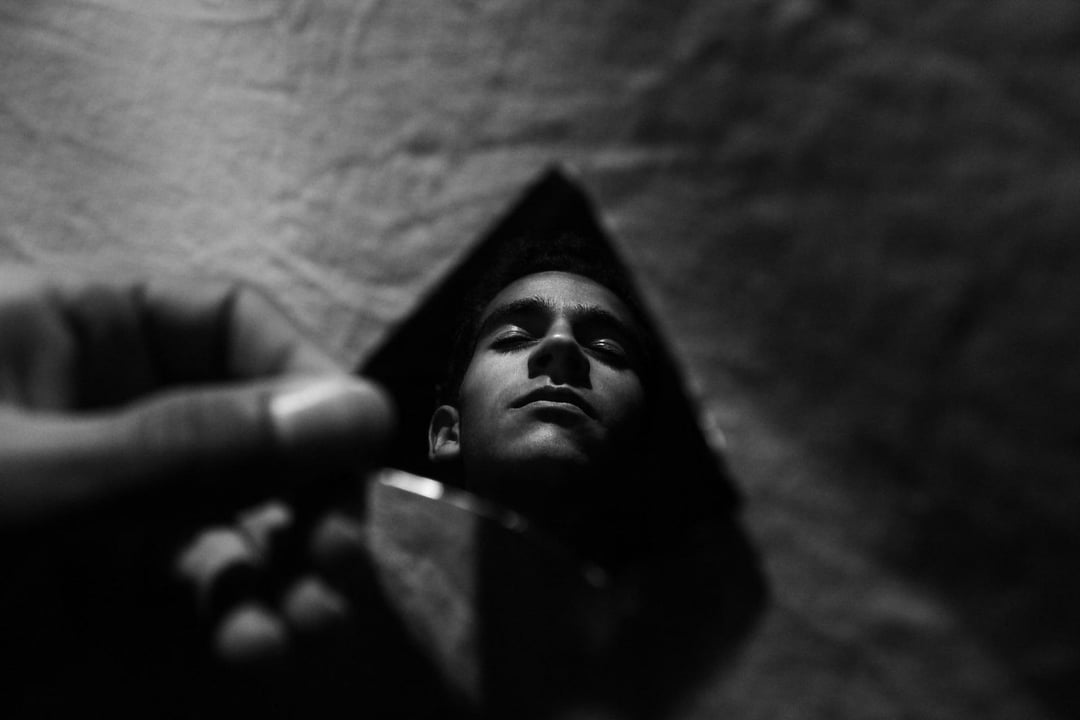 Jak samotność niszczy zdrowie mężczyzny? Badania powiązały ją ze szkodliwym stanem zapalnym