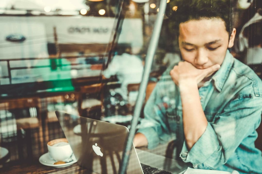 Rozpoznać i nazwać myśli. 7 rzeczy, które warto wiedzieć o przekonaniach