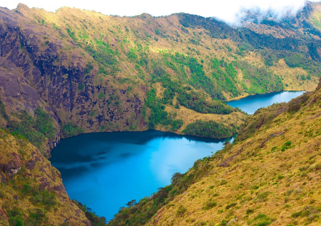 Silne trzęsienie ziemi nawiedziło oceaniczną wyspę. Oto efekt starcia się dwóch płyt tektonicznych