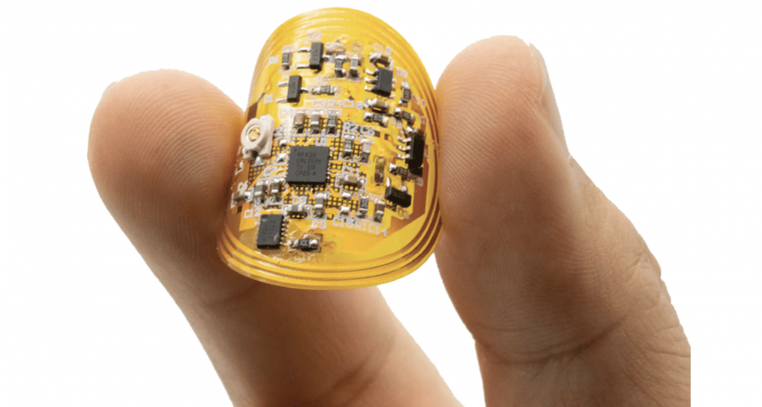 Nie ma kabli i jest praktycznie niewyczuwalny. Inteligentny opatrunek przyspieszy gojenie ran