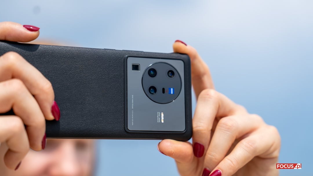 Smartfon do zdjęć, do selfie i do wszystkiego? vivo ma je wszystkie i poleca na Święta