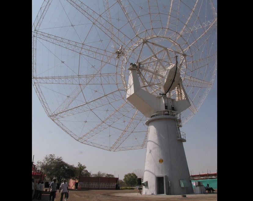 Do Ziemi dotarł rekordowo odległy sygnał związany z wodorem. Co z tego wynika?