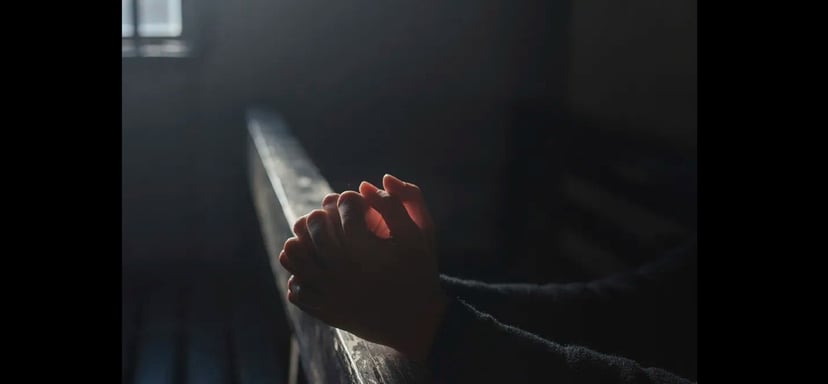 Poświęciła swoje życie modlitwie. Nie miała kontaktu z ludźmi i żyła na łasce ludzi. Po latach poznajemy kulisy jej działalności