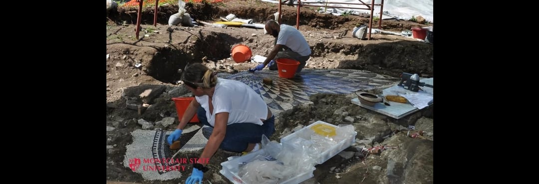 Mitologiczna postać odnaleziona na mozaikach z II wieku. Co przedstawiają?