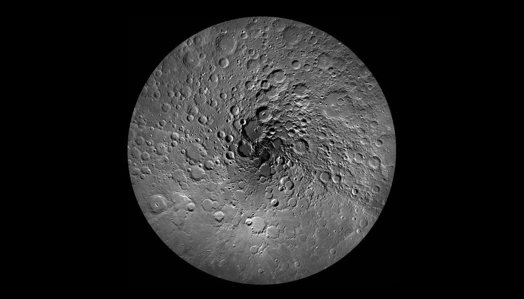 Na astronautów lecących na Księżyc czeka już świeża woda. No, powiedzmy