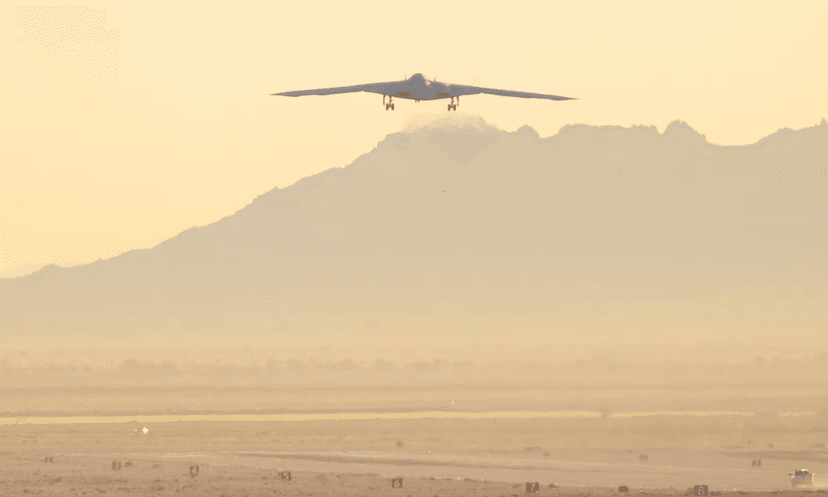 B-21 Raider wreszcie w powietrzu! Niektórzy czekali całą noc, by go zobaczyć