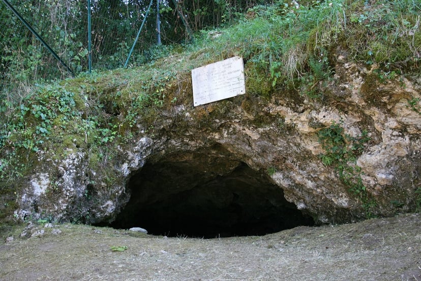 Zrekonstruowali twarz neandertalczyka. Ten osobnik mieszkał na Ziemi 50 tysięcy lat temu