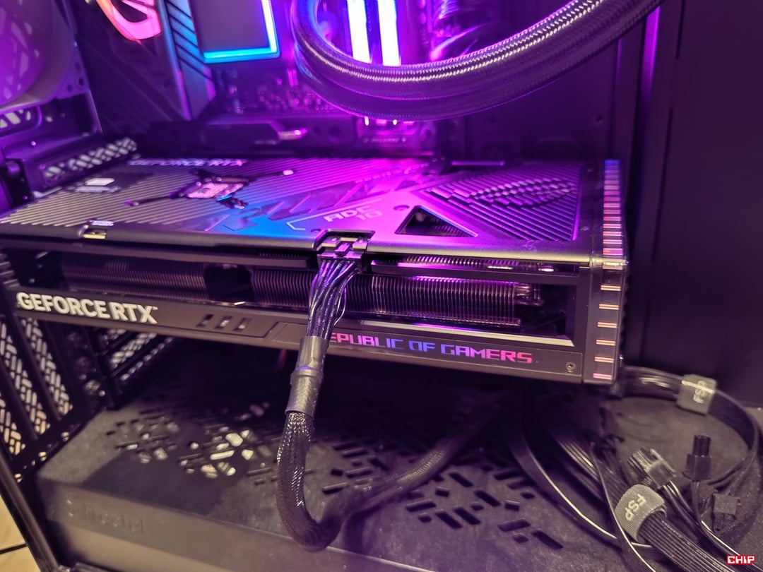 Test Asus GeForce RTX 4070 Ti SUPER ROG Strix OC