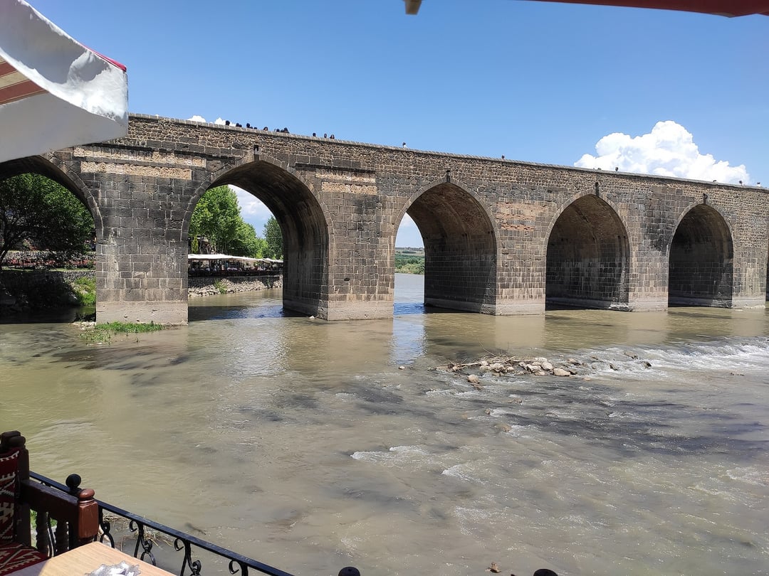 Szczątki dzieci poruszyły archeologów. Wykopaliska odsłoniły pradawny cmentarz