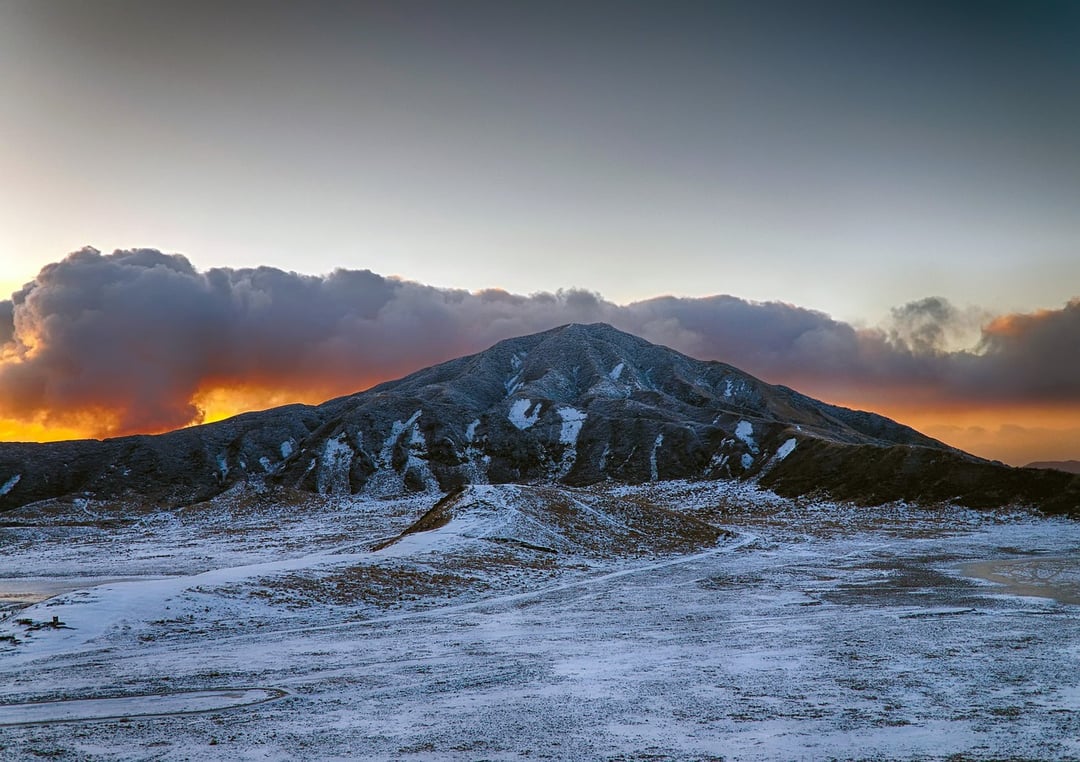 Te wstrząsy były olbrzymim, sejsmicznym smokiem. Przyczyna leżała w środku Ziemi