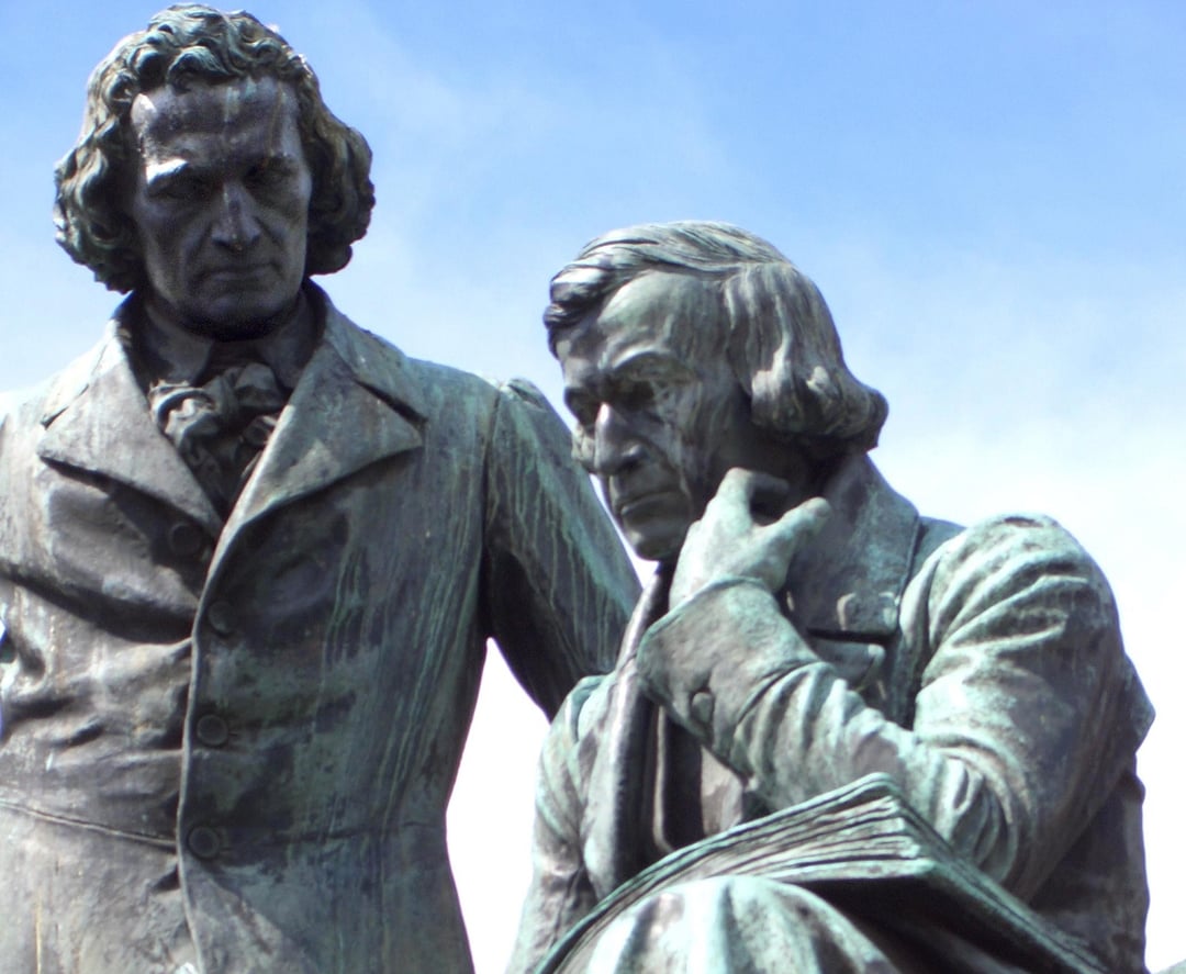 Niezwykłe odkrycie w poznańskiej bibliotece. Dzieła należące do autorów legendarnych baśni!