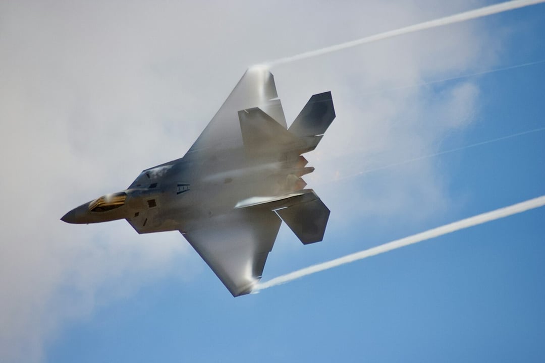 Amerykanie przeszarżowali i teraz mają problem. F-22 wciąż niezastąpione