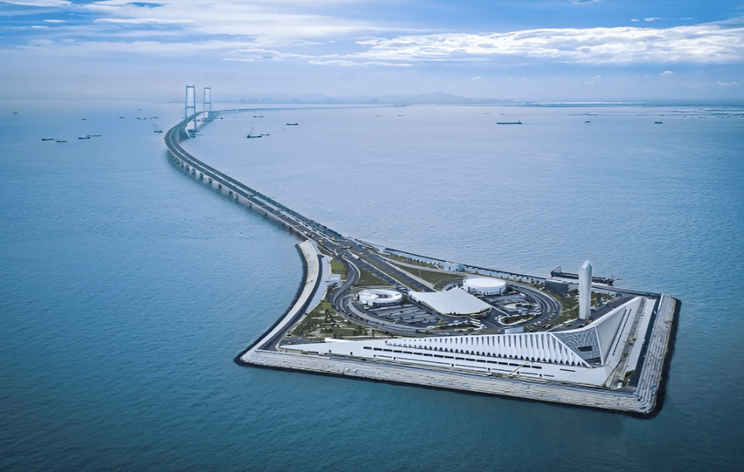 Nowy chiński system tuneli i mostów pobił 10 rekordów świata