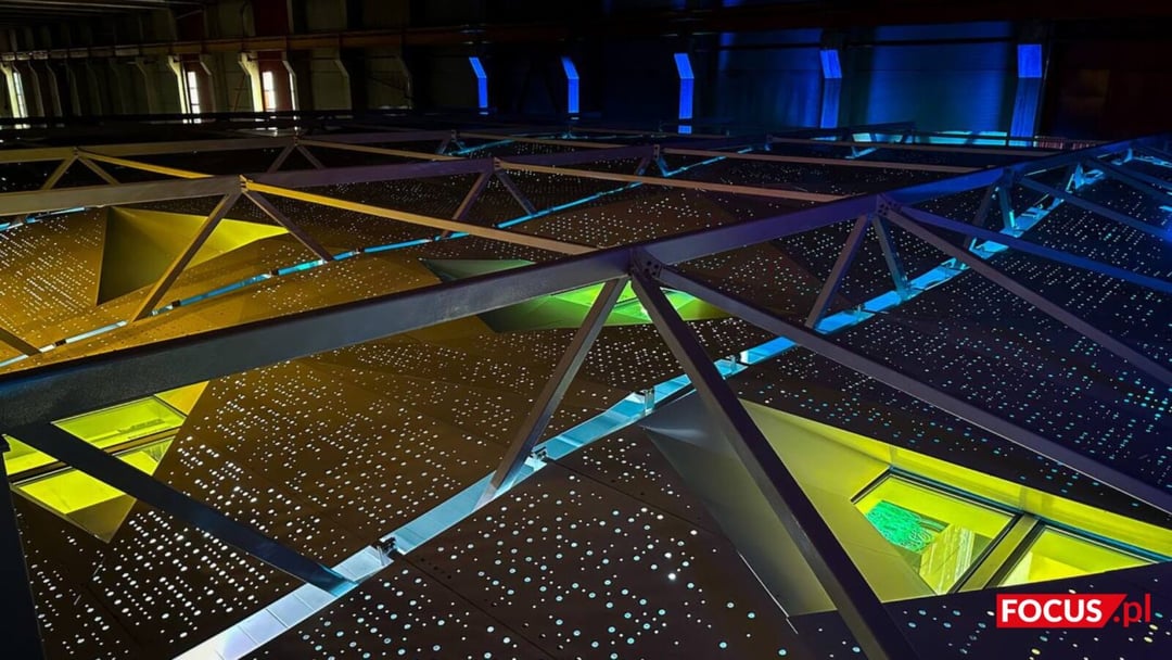 Najbardziej ekologiczny superkomputer na całym świecie. Oddaje ciepło mieszkańcom i ma pomóc w leczeniu nowotworów