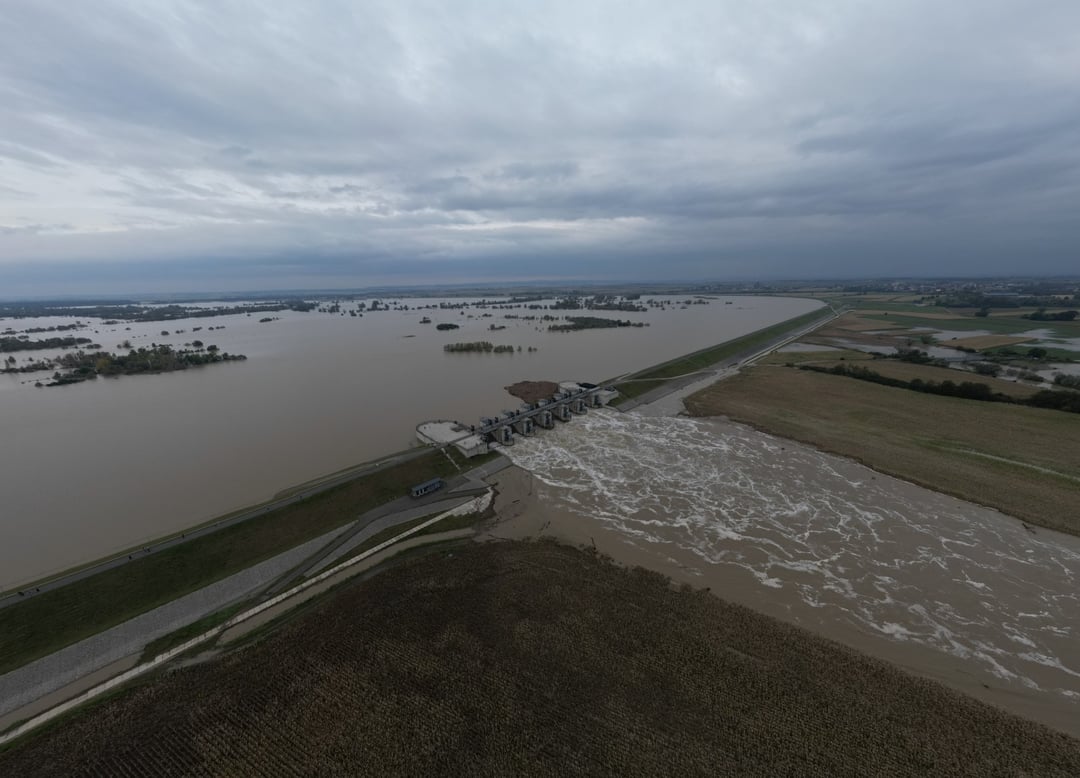 Powódź w Polsce: Jak szybko zdobywać wiarygodne informacje, które mogą uratować życie