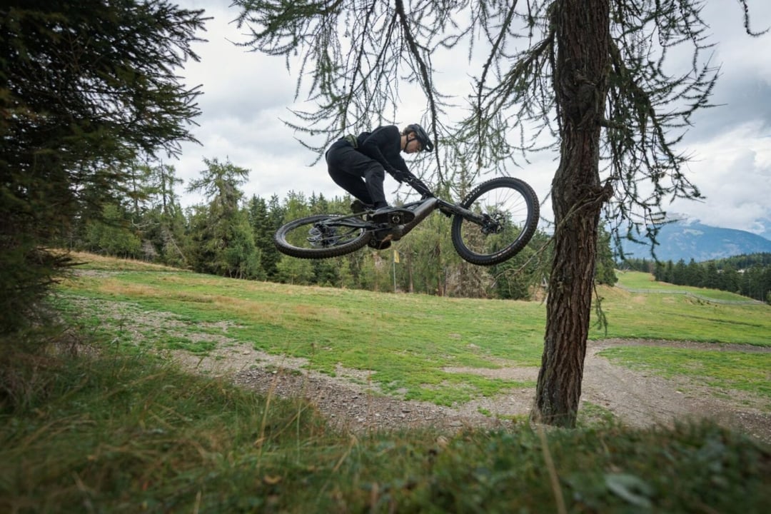 Elektryczne rowery Cube z innowacyjnym silnikiem. To para idealna