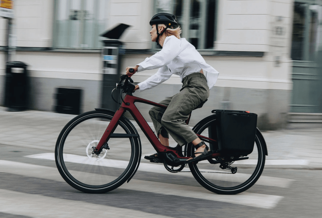 Wyjątkowe rowery elektryczne Specialized. Ważą niewiele i pozwolą pokonać długi dystans