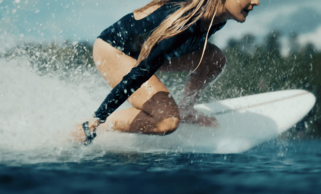 60 km/h na desce surfingowej? Ten sprzęt to umożliwia