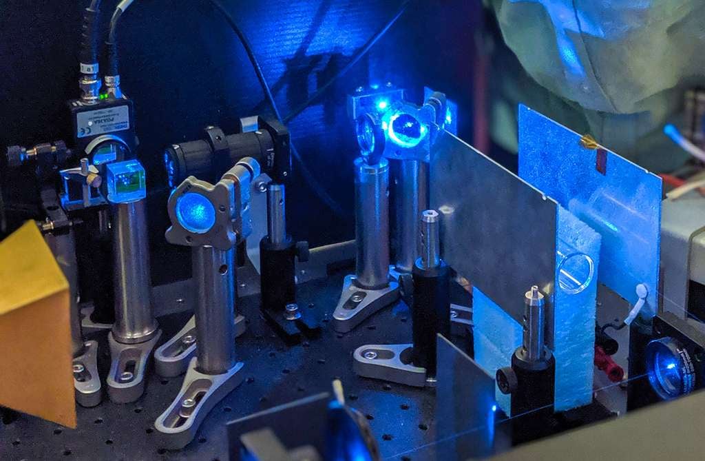 Kwantowy świat skrywał coś nieznanego. Po 70 latach ujawniły to fale materii