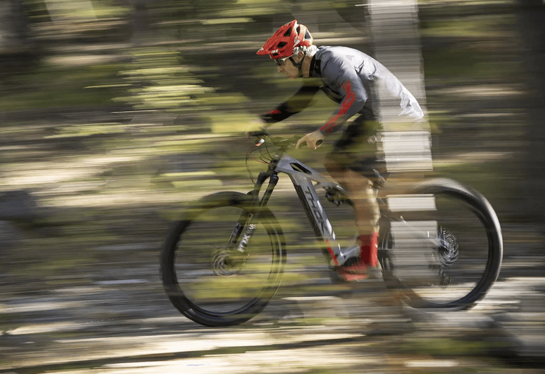 Mistrz kolarstwa stworzył e-bike marzeń z karbonu. Włoska fantazja z mocą Boscha