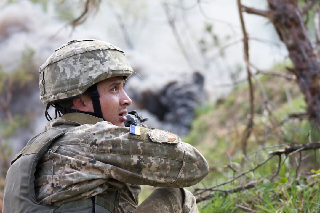 Droid z Terminatora na ukraińskim froncie? Starlink kontroluje bojową bestię