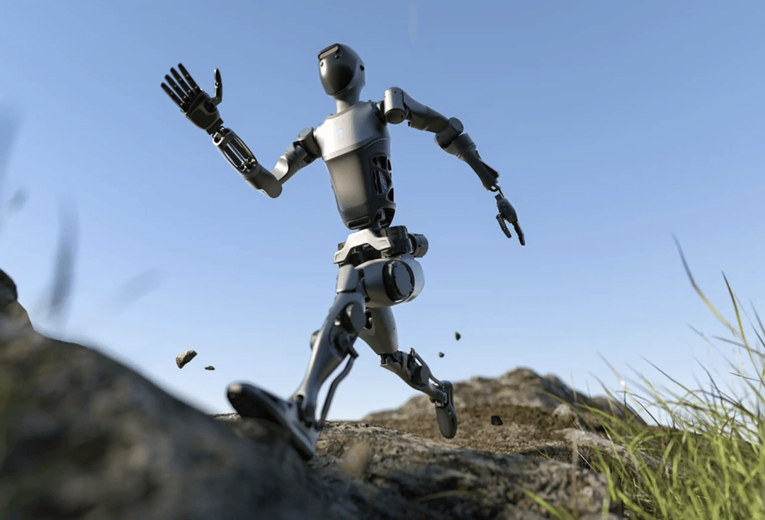 Poznaj Pudu, robota wielkości człowieka, który jest “stworzony, by służyć”