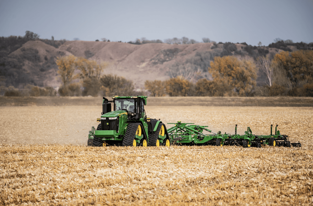 Rewolucja na polach i placach budowy! Nowe maszyny John Deere poradzą sobie bez ludzi