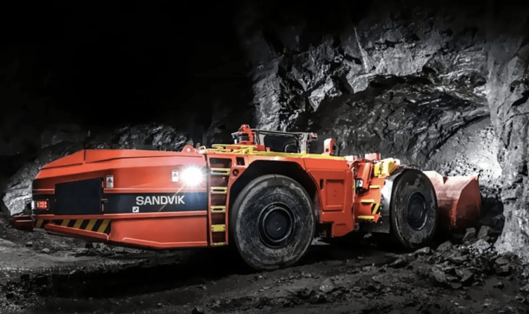 Nowa era w górnictwie. Elektryczne ładowarki wjechały do Kanady