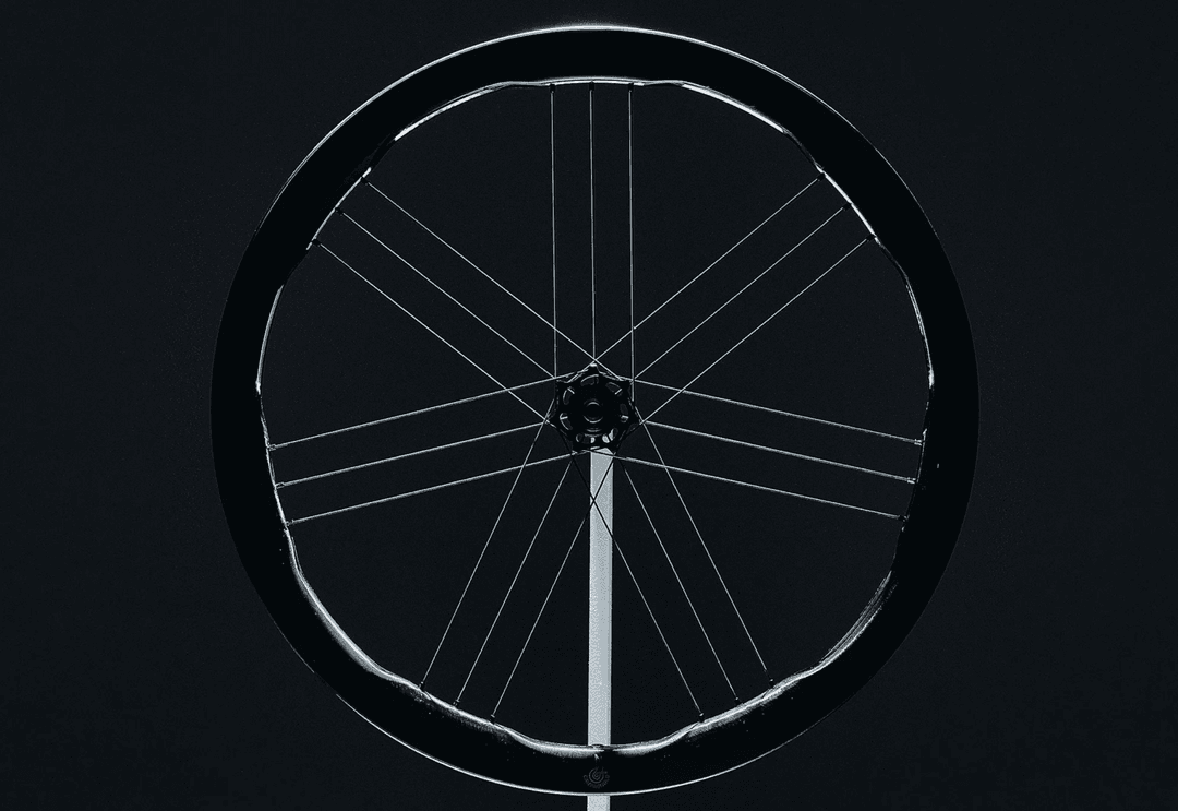 Campagnolo prezentuje nowe koła karbonowe. Ich wygląd może zaskoczyć