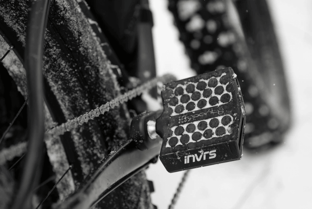 Wreszcie ktoś o tym pomyślał! Nowe pedały rowerowe rewolucjonizują jazdę w górach